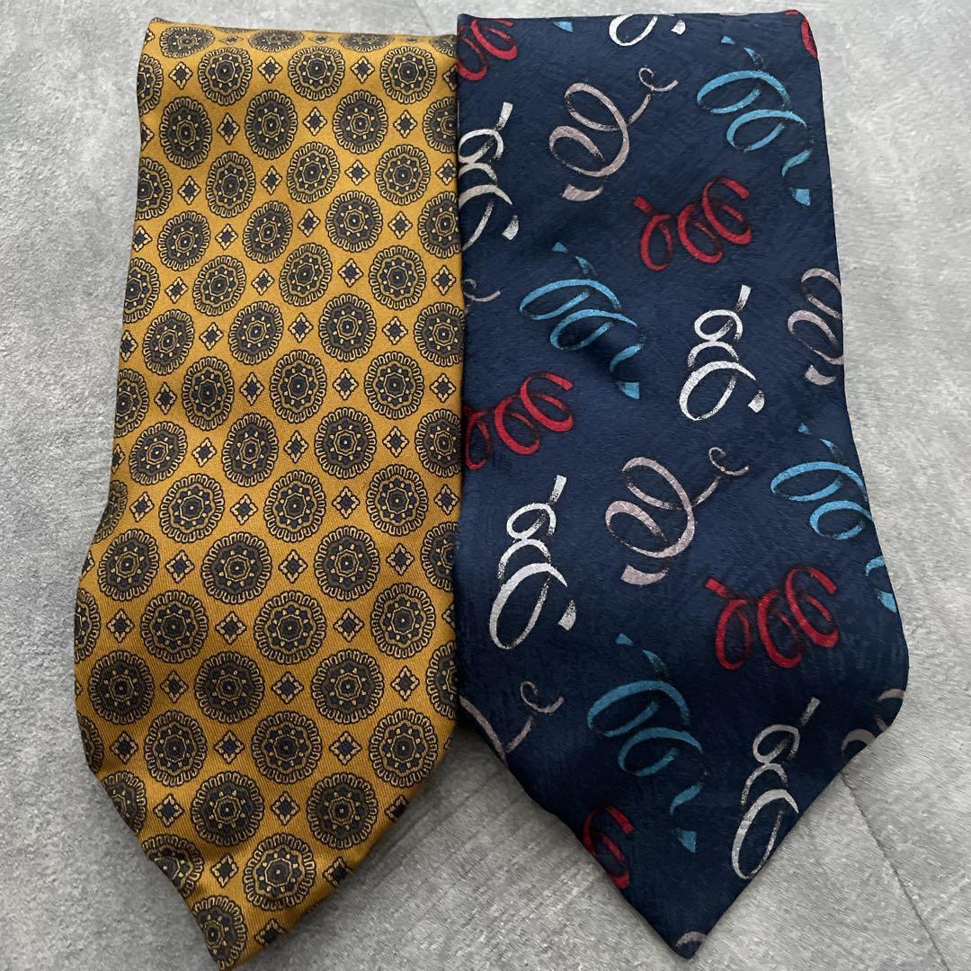 極上 漆黒ウール 黒金ボタン ダブルスーツ Christian Diorネクタイ