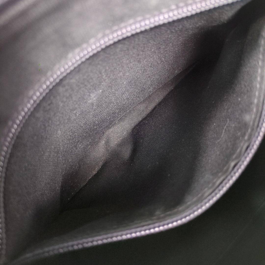 イルビゾンテ ショルダーバッグ 大きい ブラック ハーフムーン 三日月