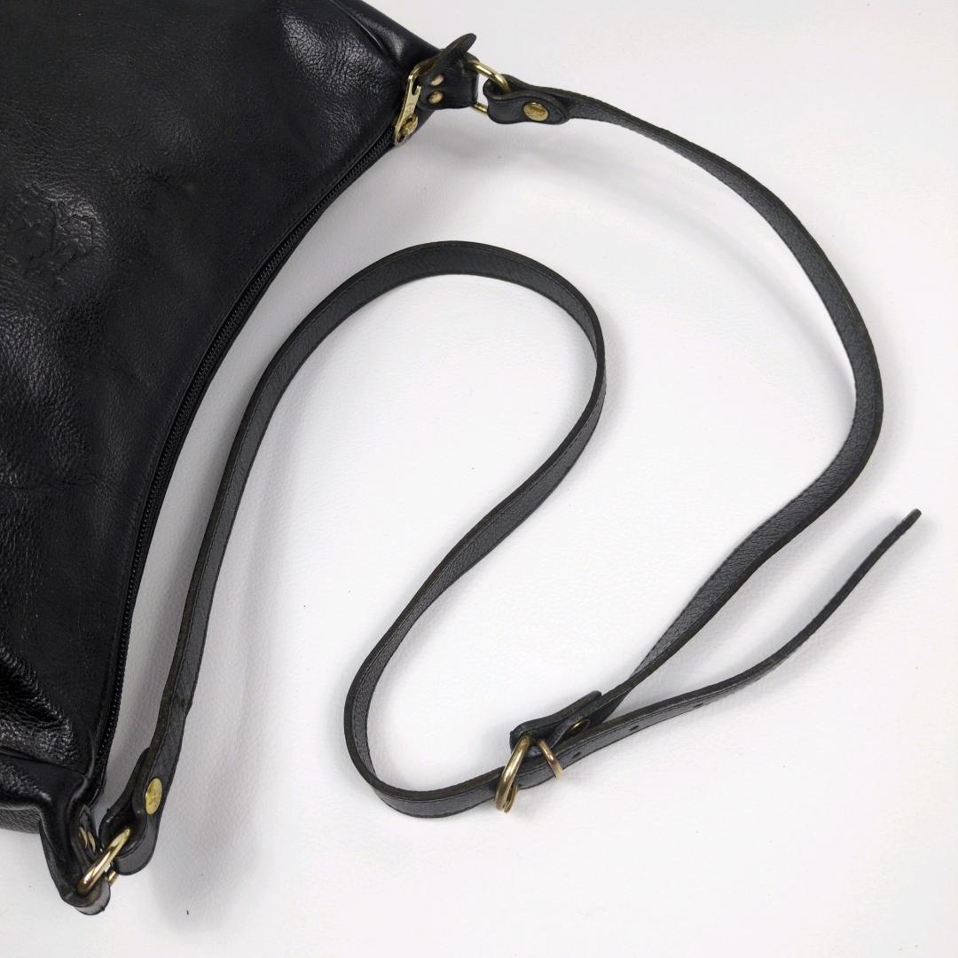 イルビゾンテ ショルダーバッグ 大きい ブラック ハーフムーン 三日月