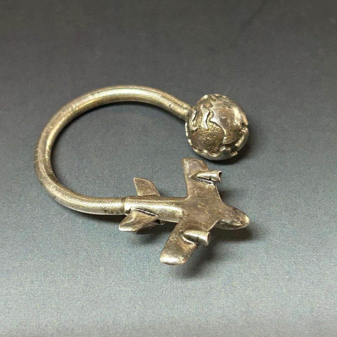 Tiffanyのキーホルダー　飛行機と地球
