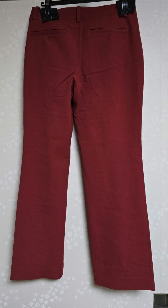 新品未使用'ワインカラーB 3パンツ