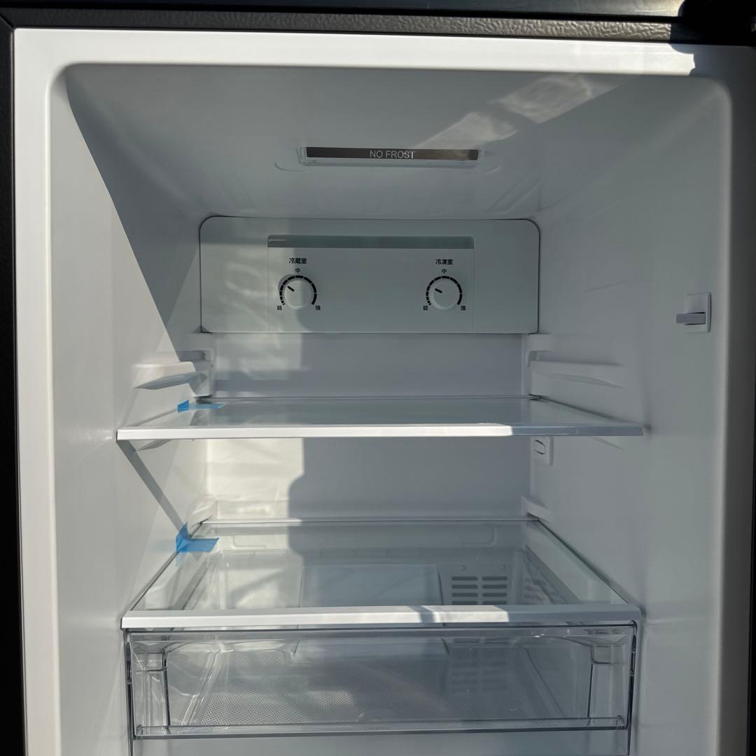 ほぼ未使用 2024年製 Haier 冷蔵庫 幅50cm /150L /2ドア