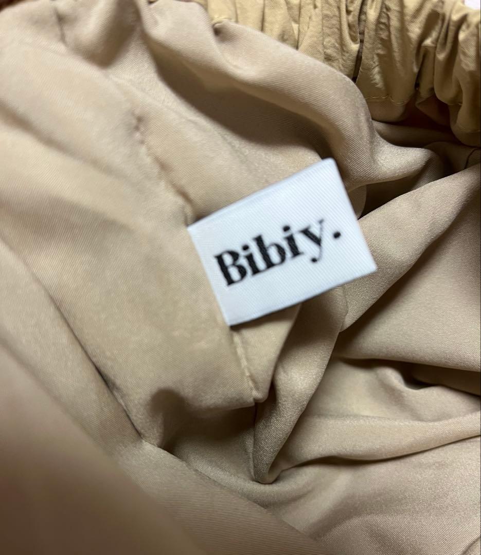 パンツ NELLY WINDBREAKER SHORTS