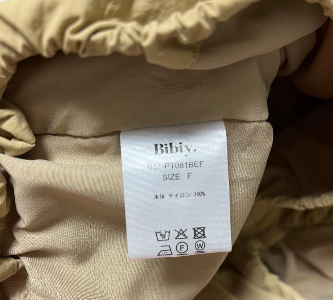 パンツ NELLY WINDBREAKER SHORTS