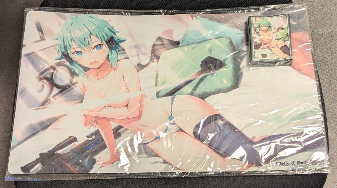 ランジェリー シノン スリーブ＆プレイマット Secret 統一