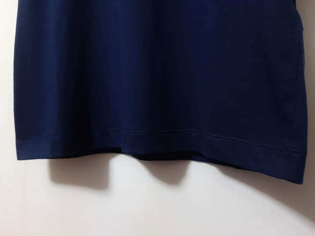 【専用】EA7/アルマーニジュニア　紺・半袖Tシャツ　8A・8歳