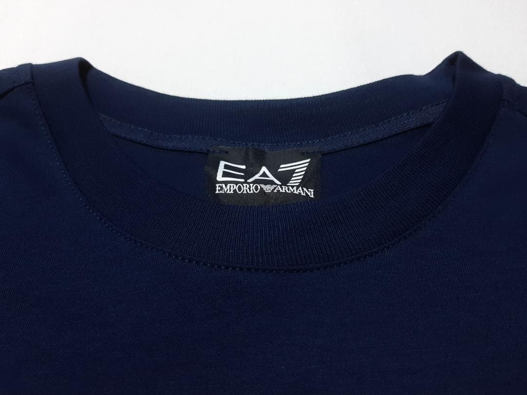 【専用】EA7/アルマーニジュニア　紺・半袖Tシャツ　8A・8歳