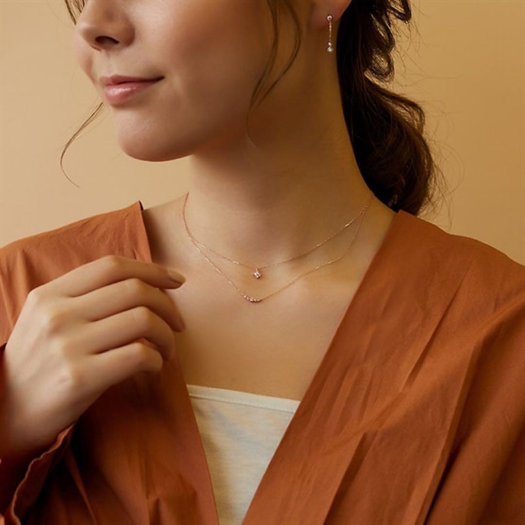 ４℃ K10 ピンクゴールドネックレス　花びら　フラワーモチーフ　4石