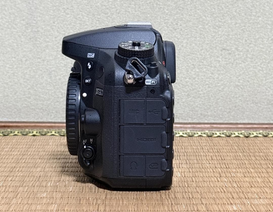 最終価格　ほぼ新品 撮影 1,993回 ニコン D7200 ボディ 付属品完