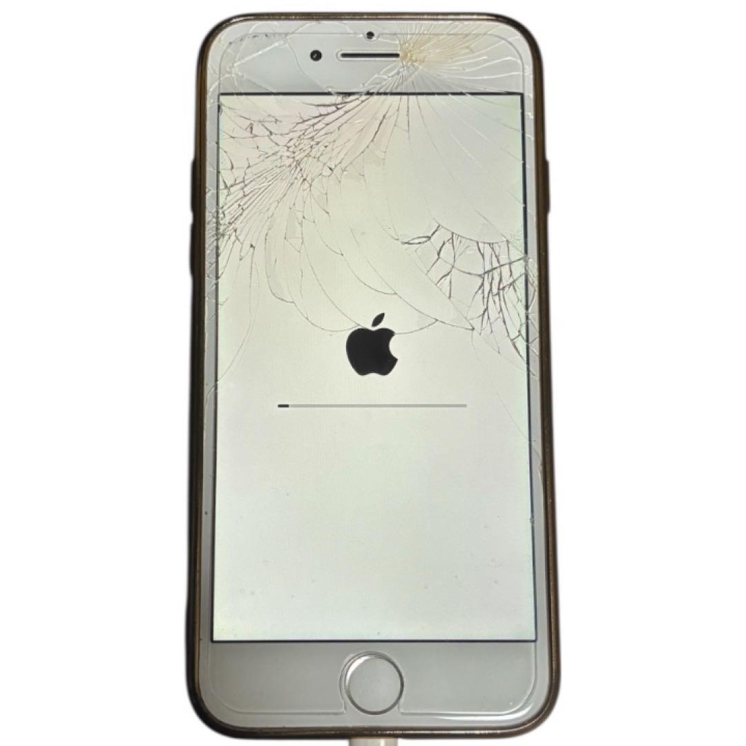 iPhone8 画面ひび割れ有