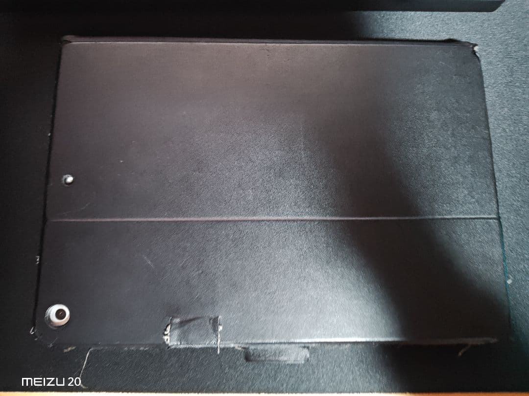 iPad 第9世代 64GB Wi-Fi+Cellular シルバー ケース付き