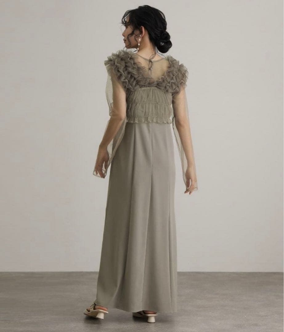 et.UNiVER Many way frill dress 新品　少々難あり