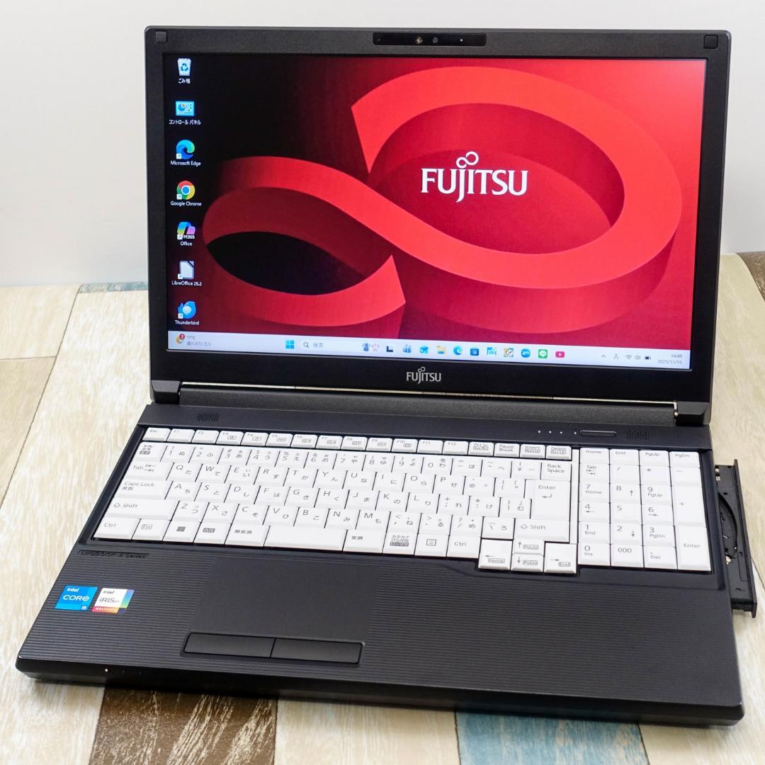 美品で神速の２０２３年製✨１２世代コアｉ５に超高速ＳＳＤ５１２ＧＢ＆大容量メモリ