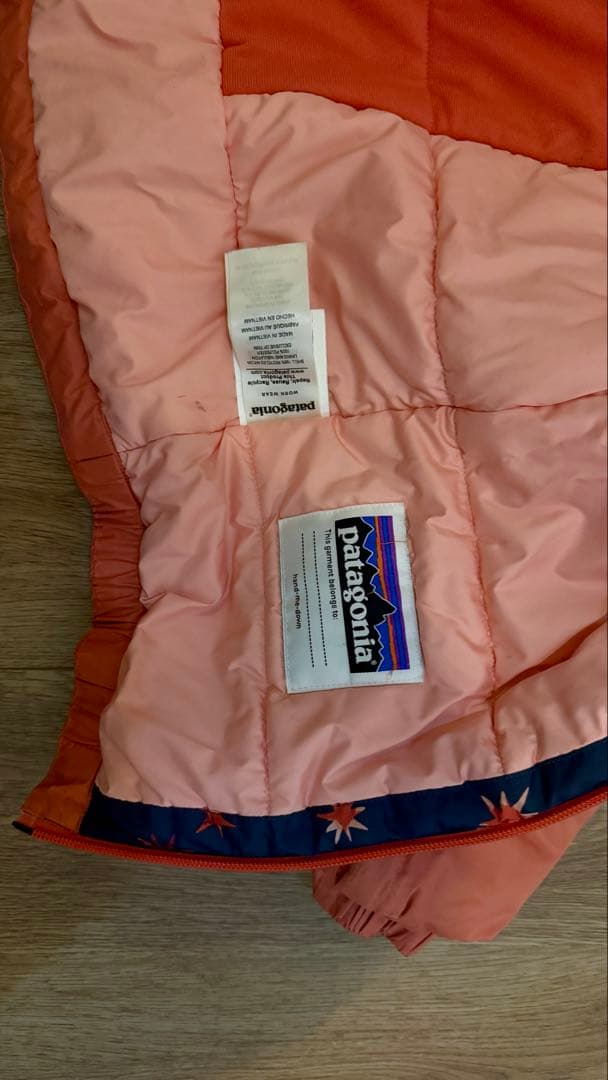 Patagonia 子ども用スノーウェア ネイビー/オレンジ