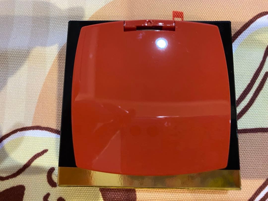 CHANEL特別限定ミラー　プルミエールダム　121番　正規店購入品