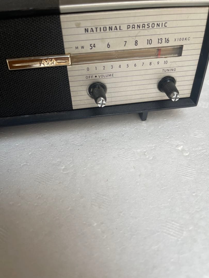 昭和レトロ　ナショナルパナソニック　トランジスターラジオ　Rー8
