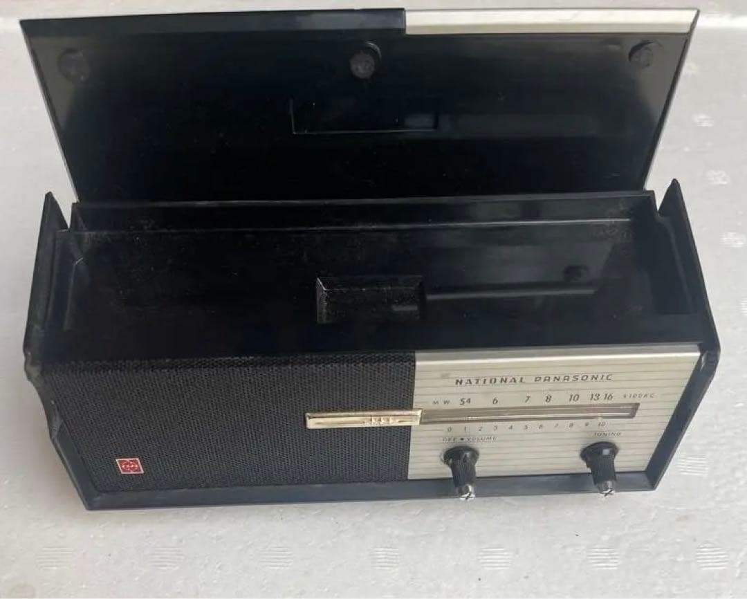 昭和レトロ　ナショナルパナソニック　トランジスターラジオ　Rー8