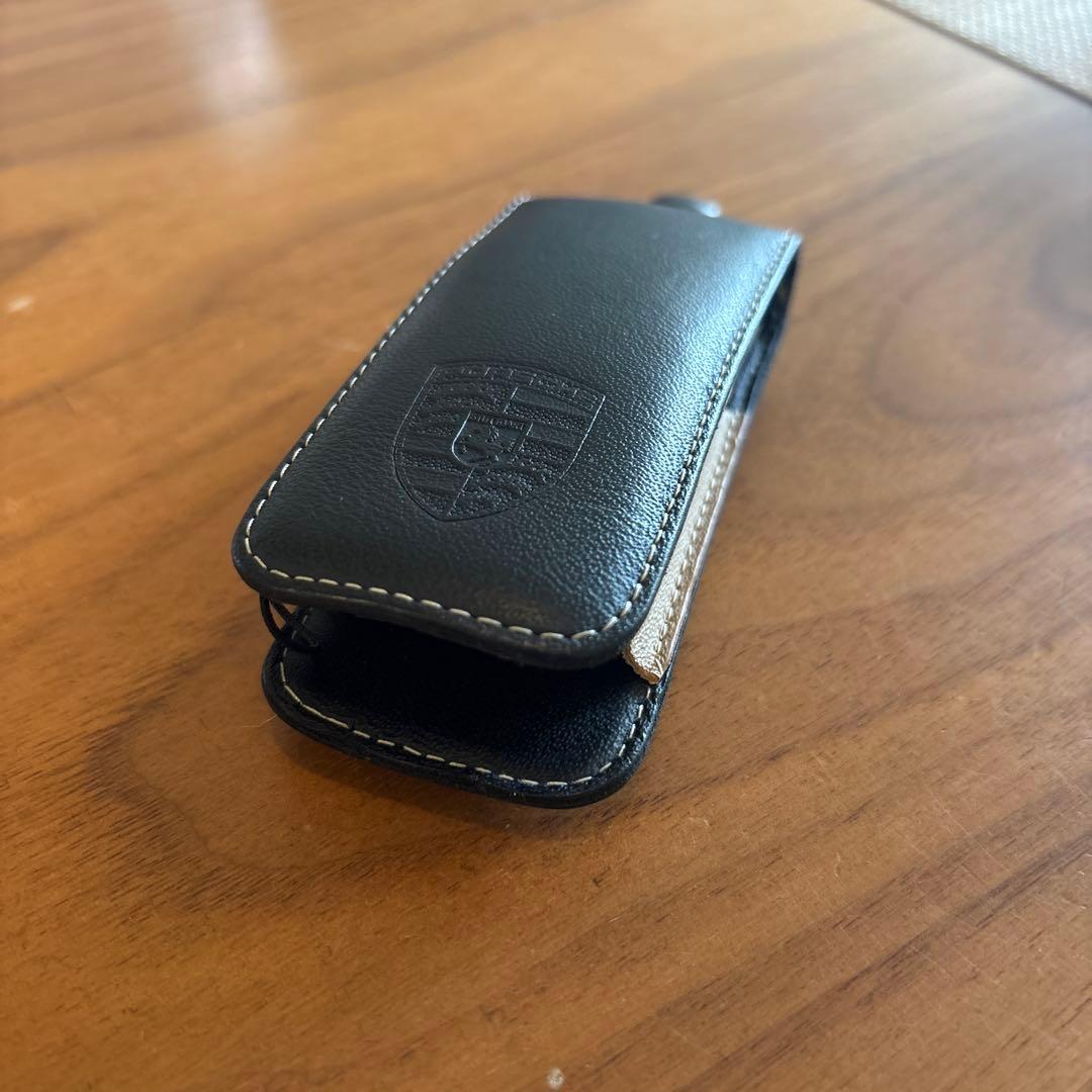 美品　純正　ポルシェ　本革　キーケース　本物　ブラック　レザー　エンブレム