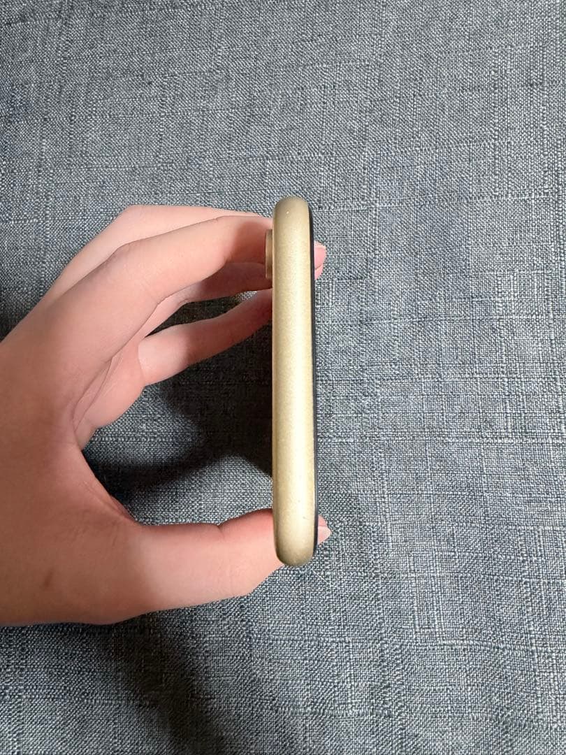 iPhone XR 64GB イエロー SIMフリー バッテリー92%（非純正）