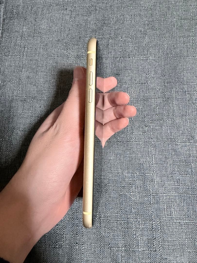 iPhone XR 64GB イエロー SIMフリー バッテリー92%（非純正）