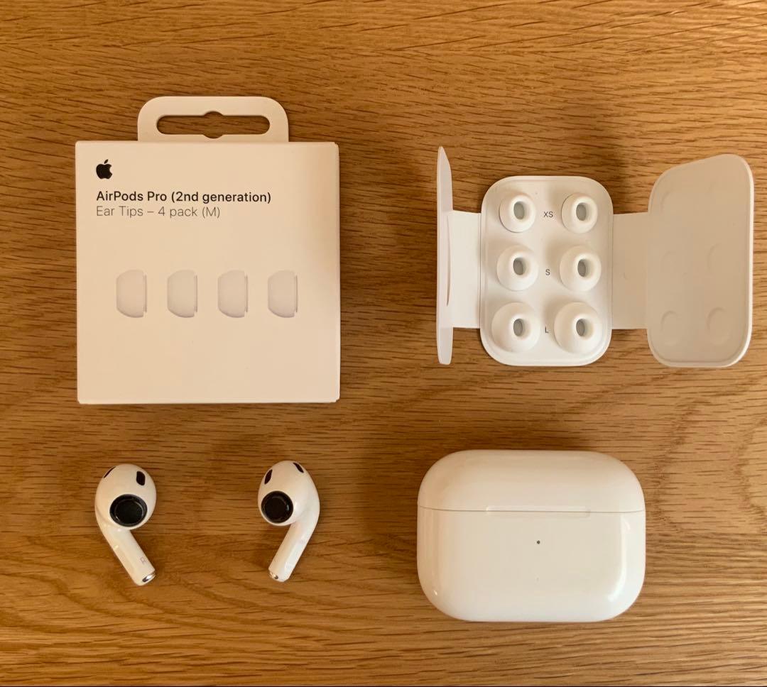 【綺麗】Apple AirPods Pro 第2世代　★イヤーチップ全て新品★