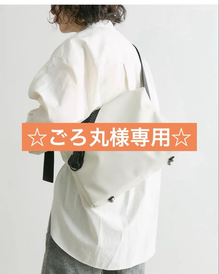 ☆ごろ丸☆イアパピヨネ×KAWAKAWA コラボ　15bisボディバッグ