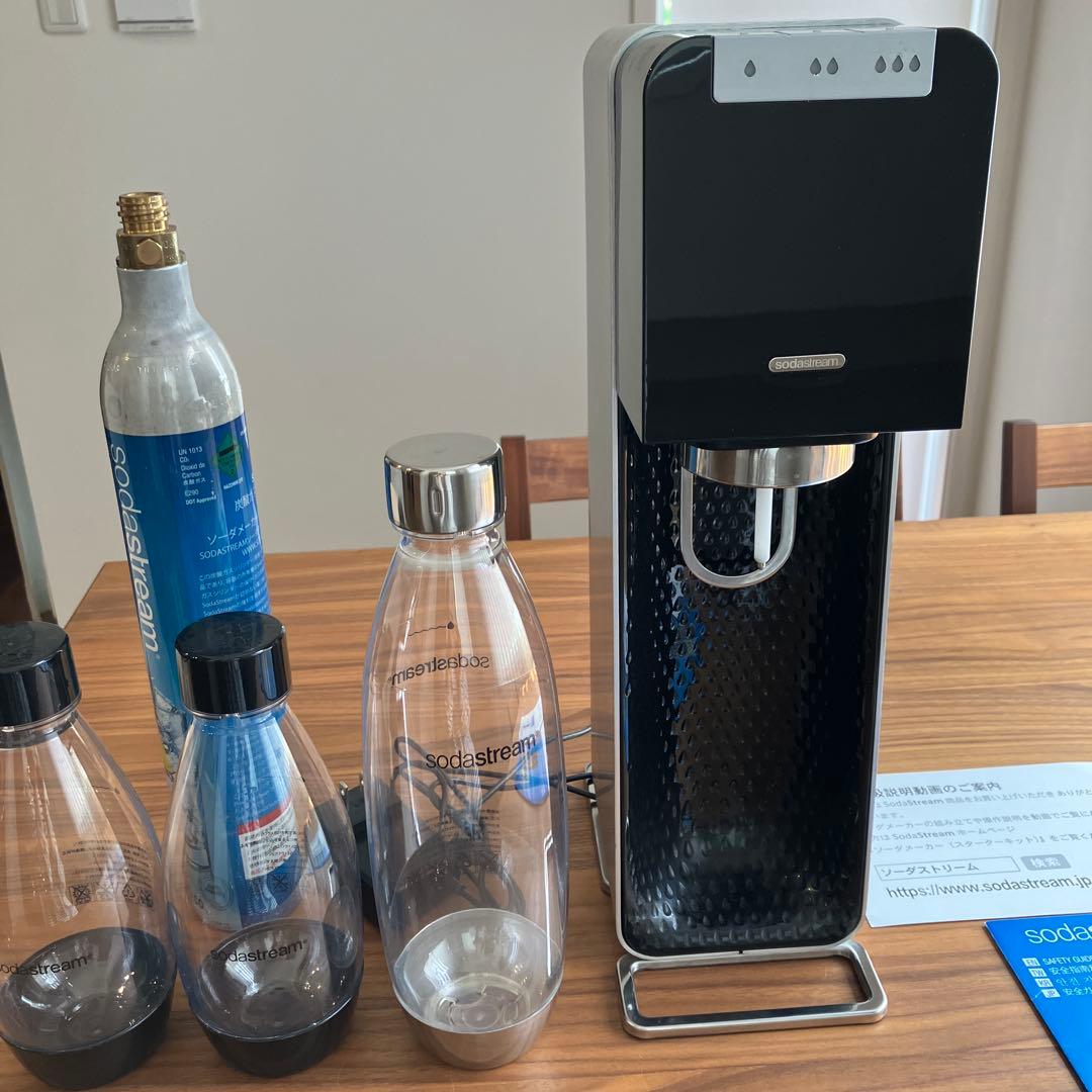 【SodaStream 】炭酸水メーカー ブラック シルバー