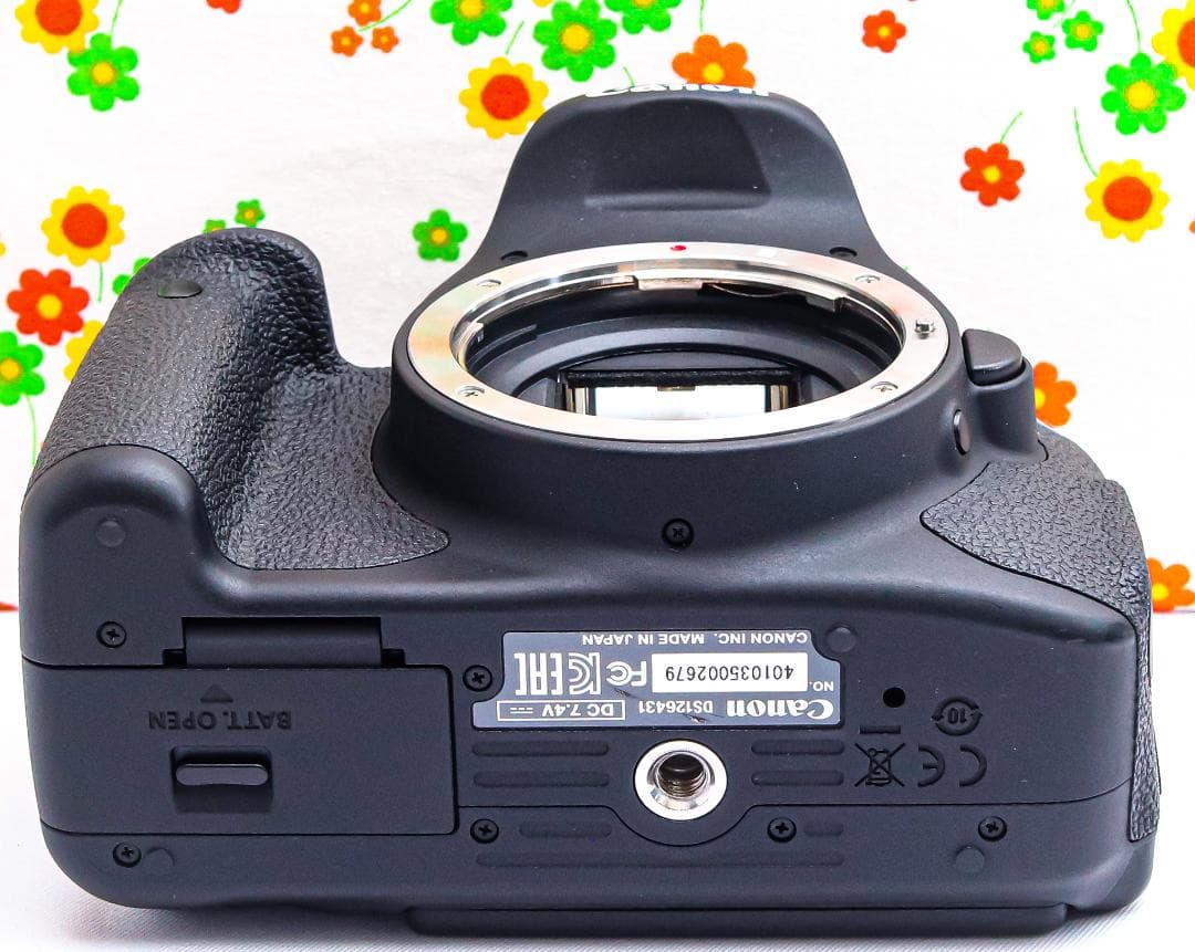 キャノン Canon Kiss X7i ☆スマホに転送☆初心者一眼レフ☆自撮りも