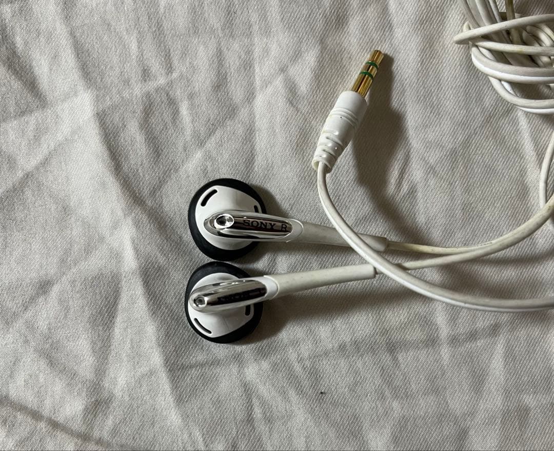 MDウォークマン　SONY MZ-NH1