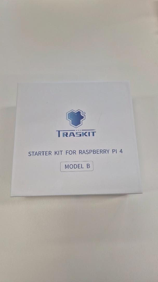 [新品] ラズパイ Raspberry Pi 4 スターターキット 4GB