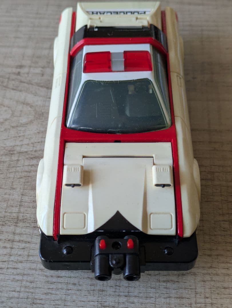 ポピー チェンジマシン スーパーパトカー ポピニカ 超合金 タカトク