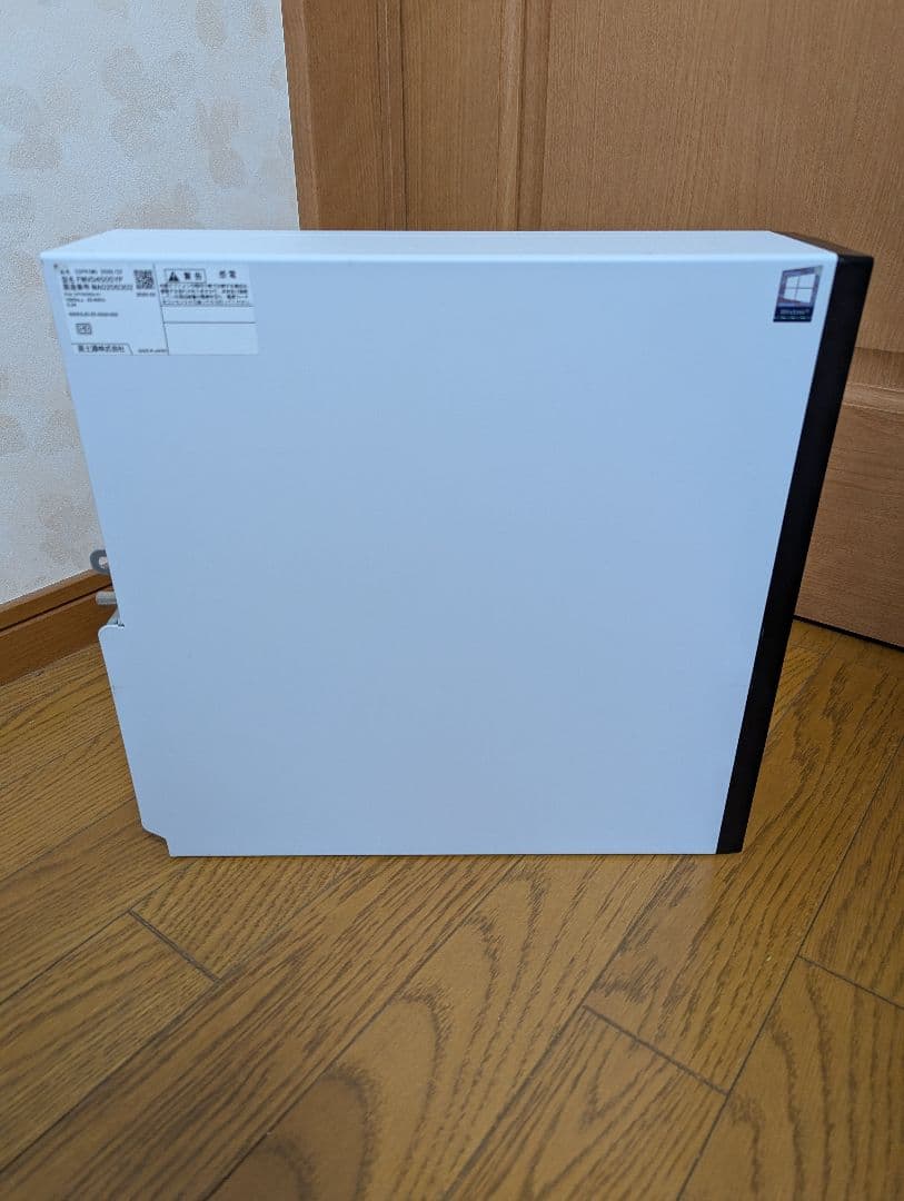 Fujitsu ESPRIMO D588CX　稼働品訳あり