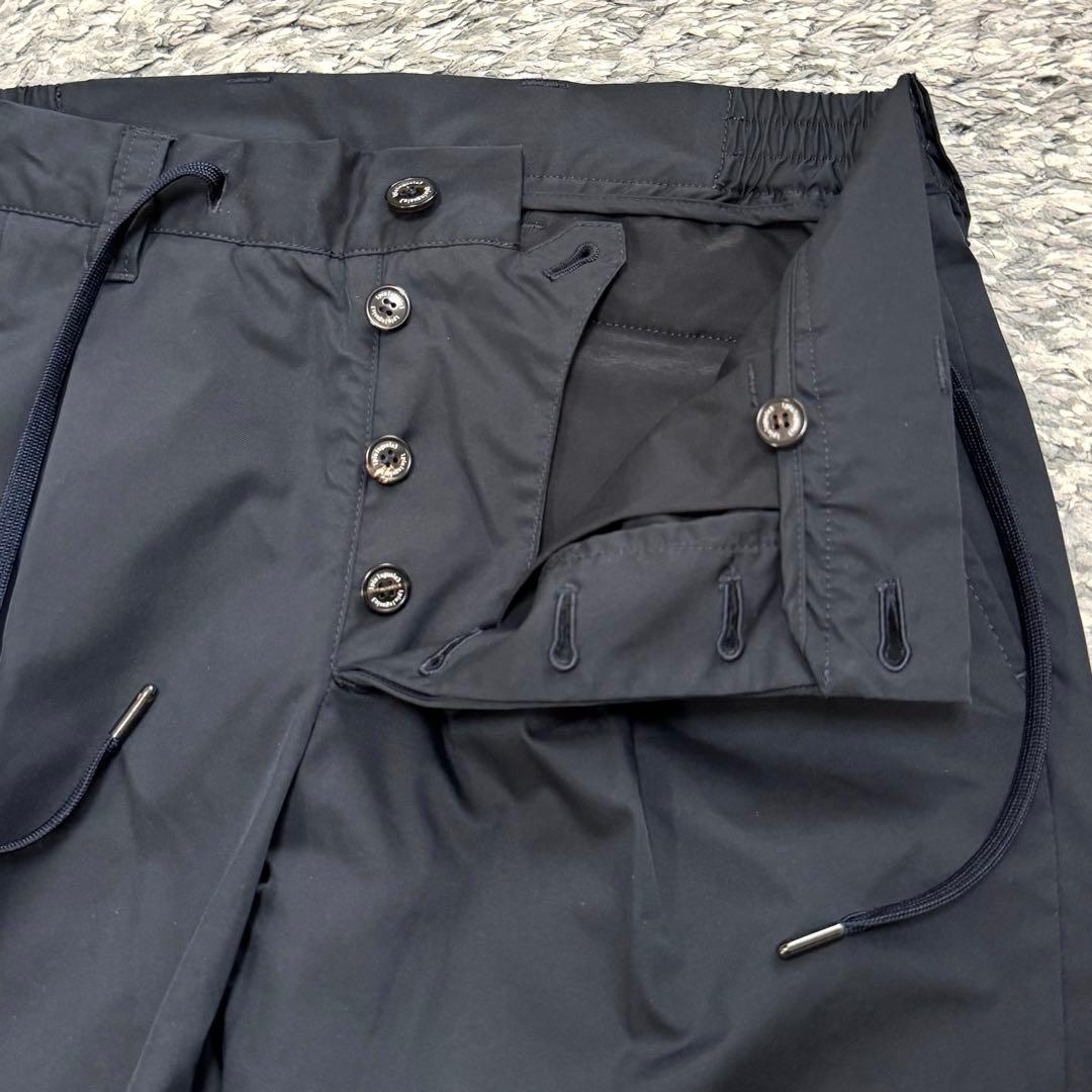 名作 1piu1uguale3 シャカシャカ イージーパンツ ジョガーパンツ