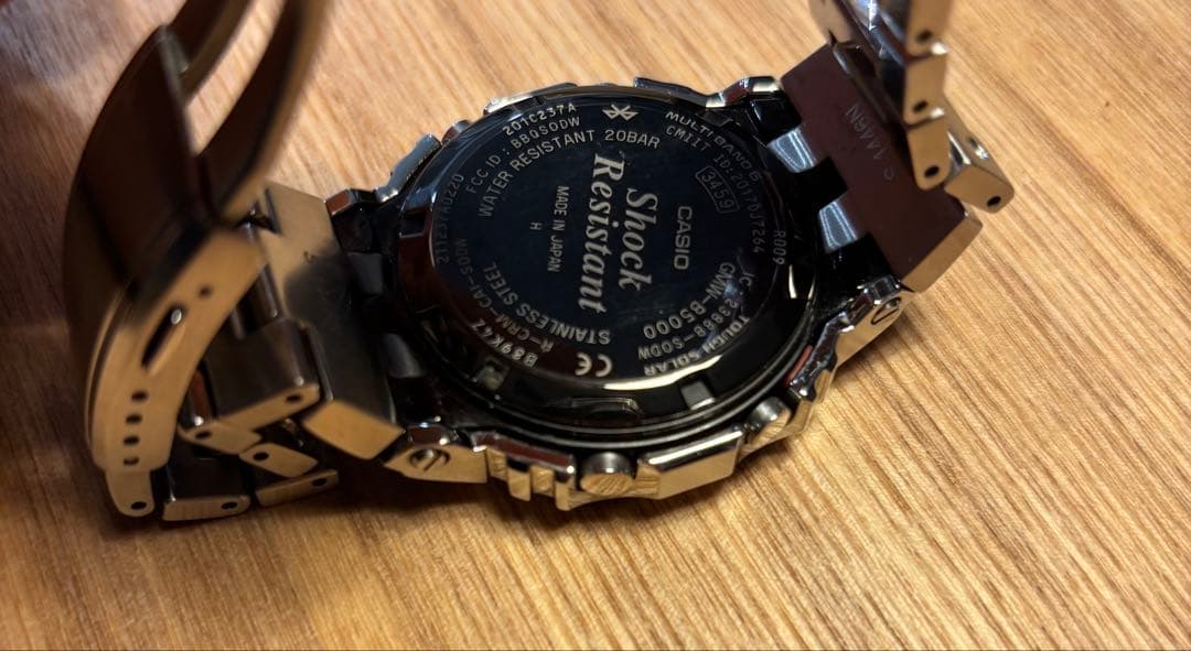 大人気　G-SHOCK デジタル腕時計 シルバーGMW-B5000