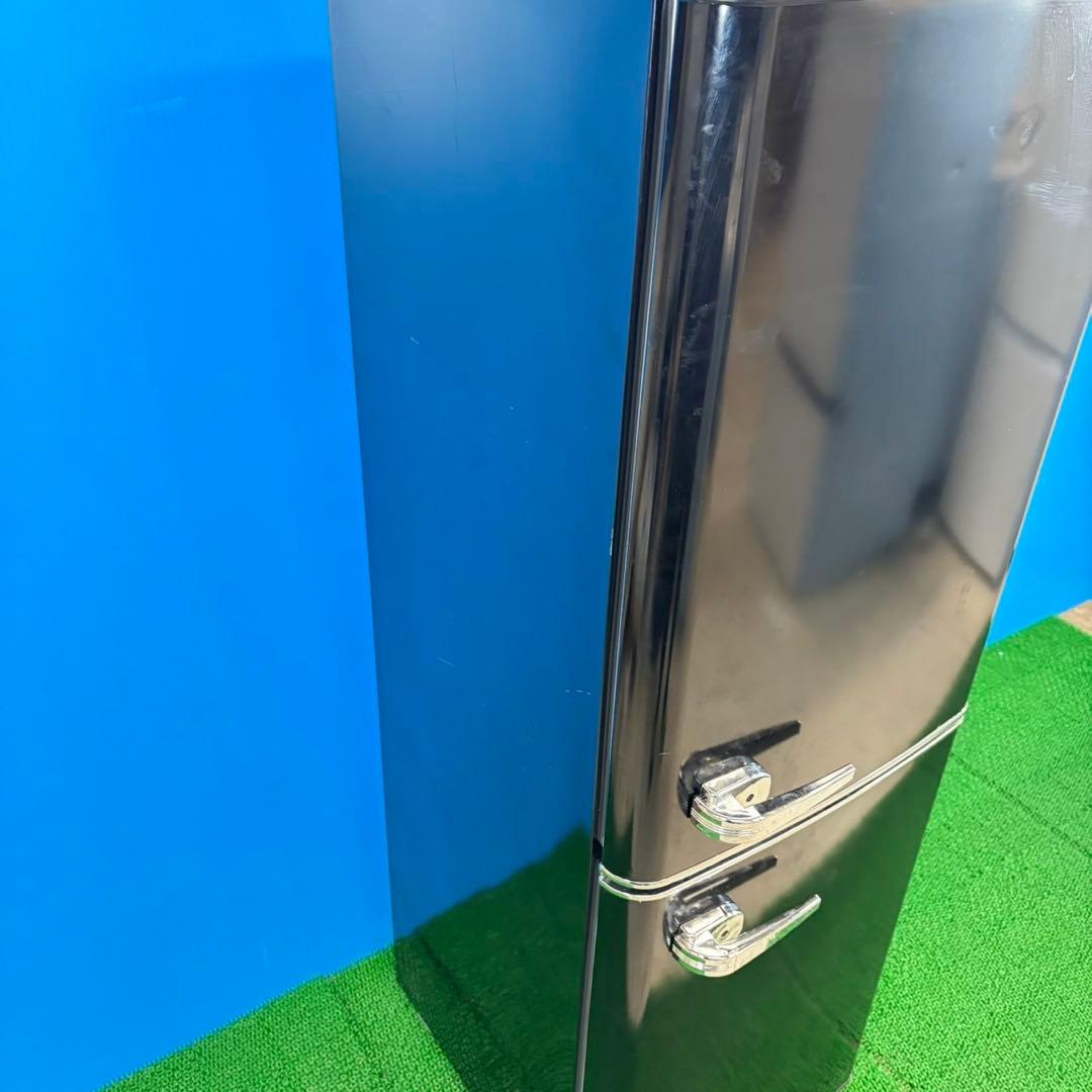 745レトロデザイン冷蔵庫　130L 小型　一人暮らし　右開き　2ドア　ブラック