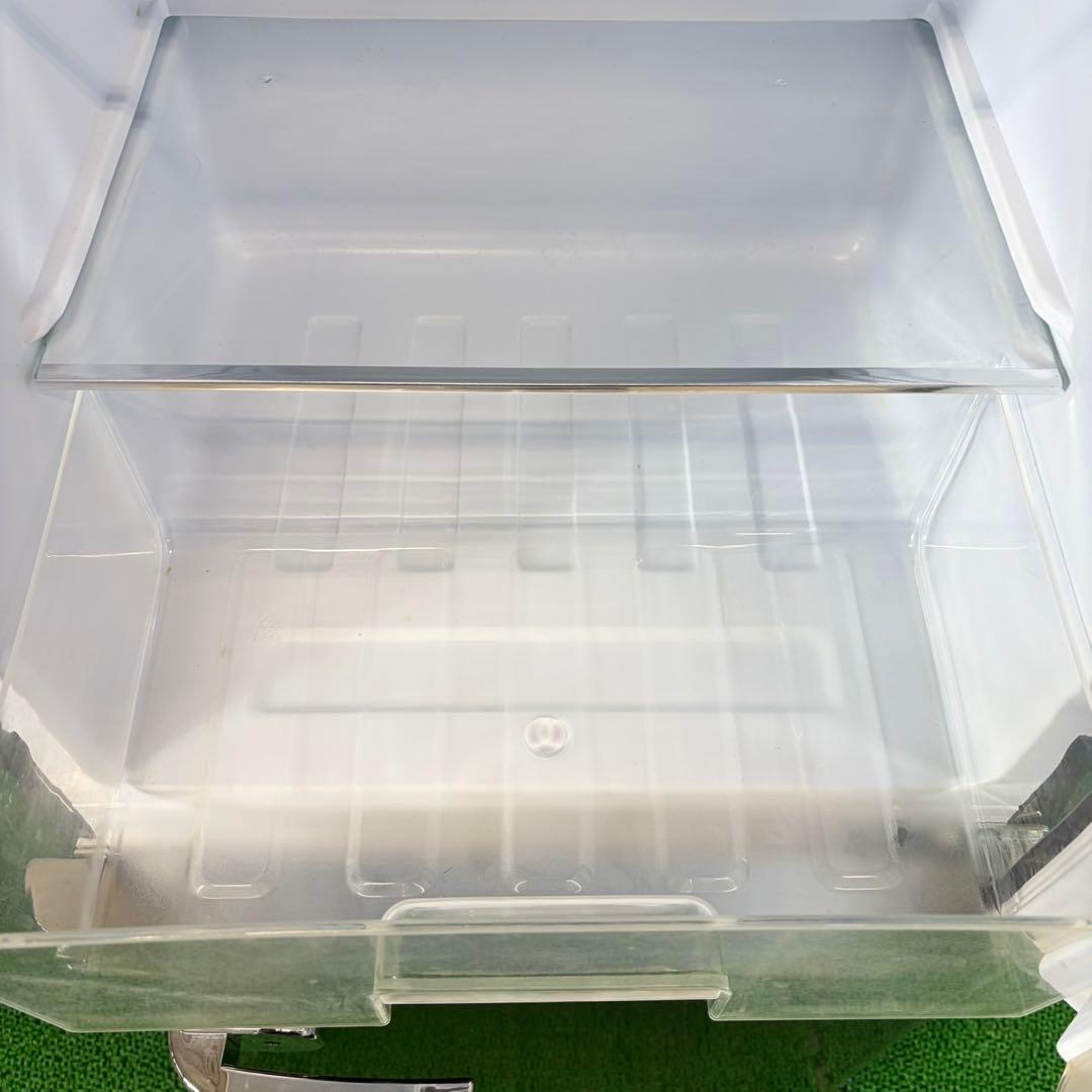 745レトロデザイン冷蔵庫　130L 小型　一人暮らし　右開き　2ドア　ブラック