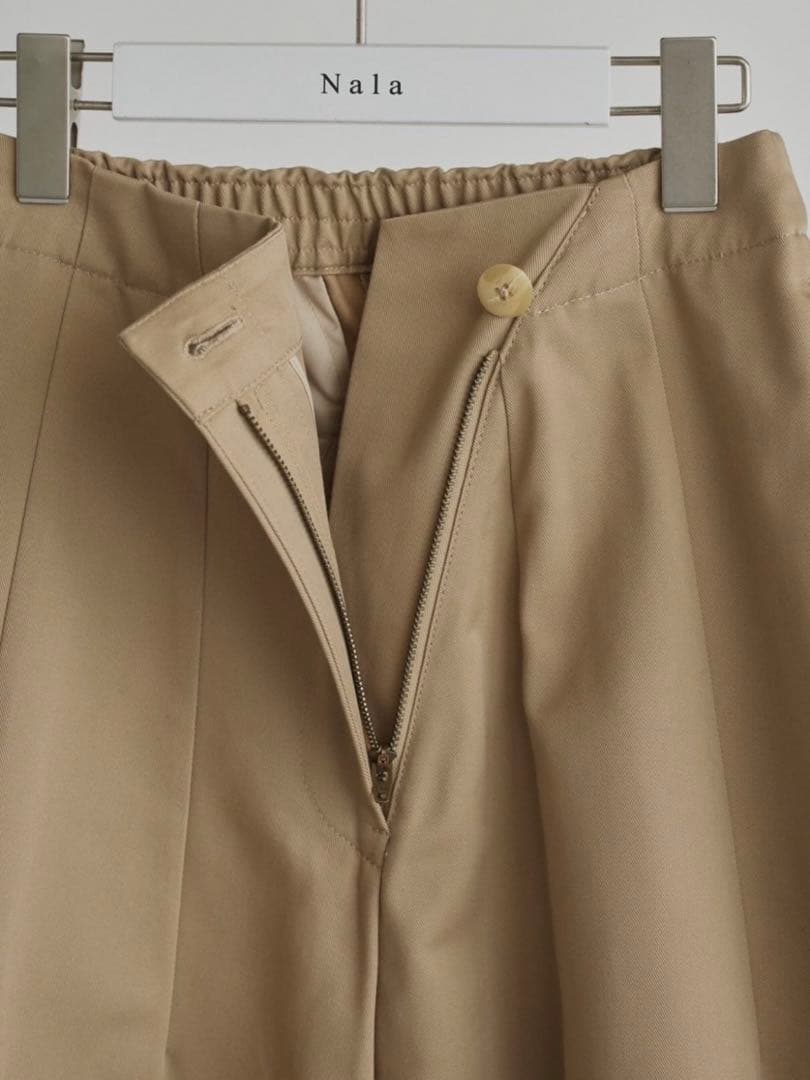 【新品】nala コクーンチノパンツベージュ S