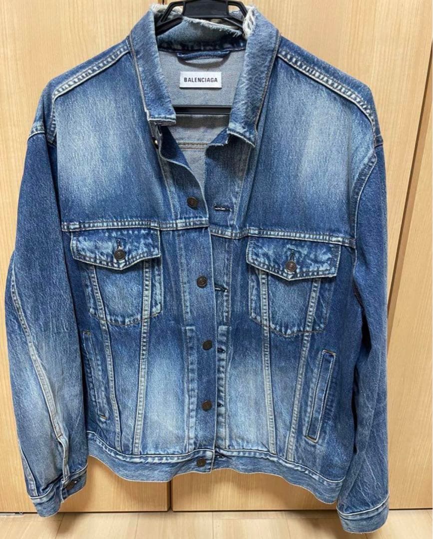 バレンシアガ　デニムジャケット