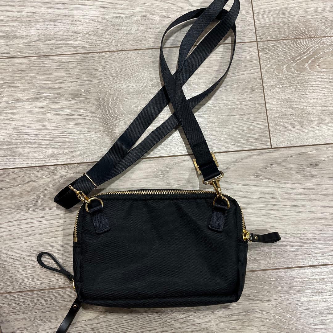 PORTER ブラックショルダーバッグ