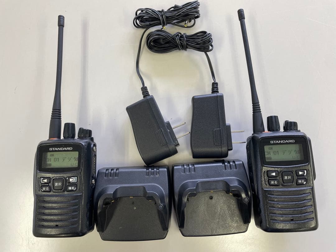 t*a様 スタンダード製　デジタル携帯型無線機 VXD450U