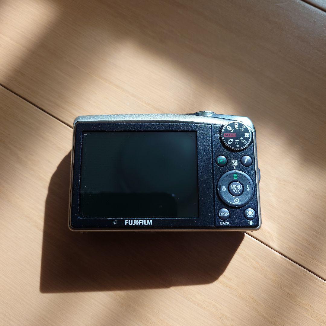 デジタルカメラ Fujifilm FinePix F50fd