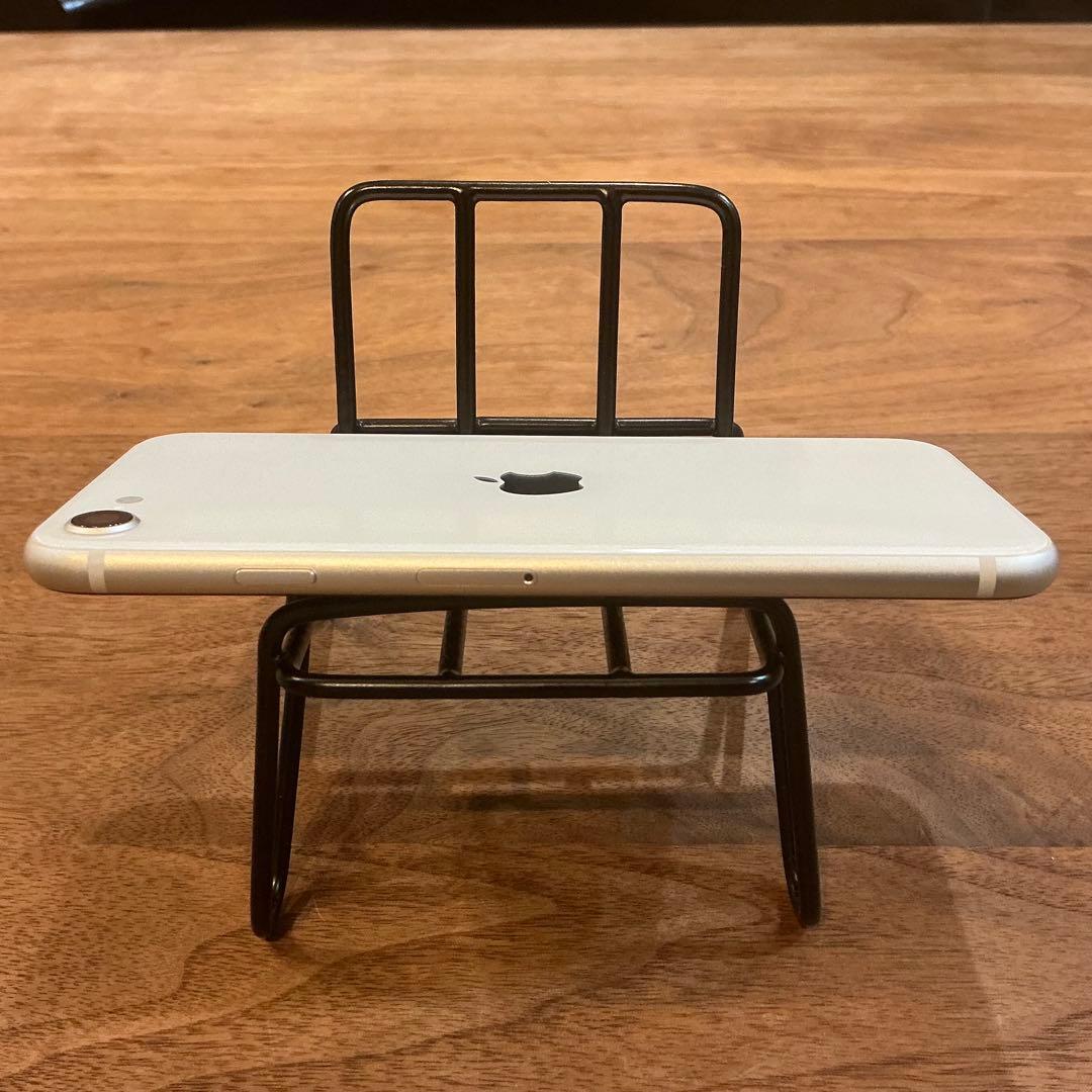 Apple iPhone SE (第3世代) 256GB スターライト