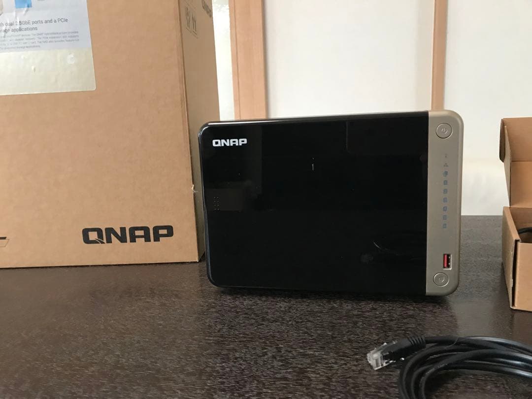 [Motu]QNAP TS-664 NAS 本体