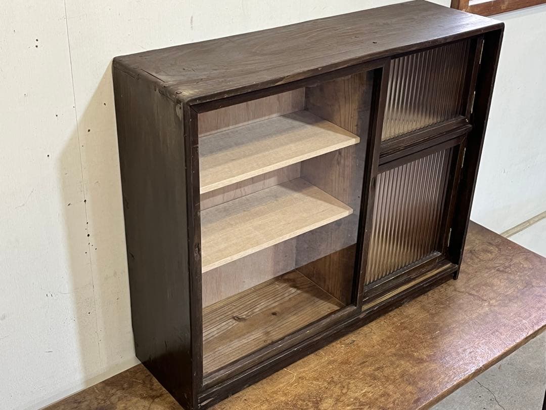 ☆*☆様 昭和レトロ 木製卓上水屋箪笥ガラス戸棚 モールガラス食器棚 茶棚