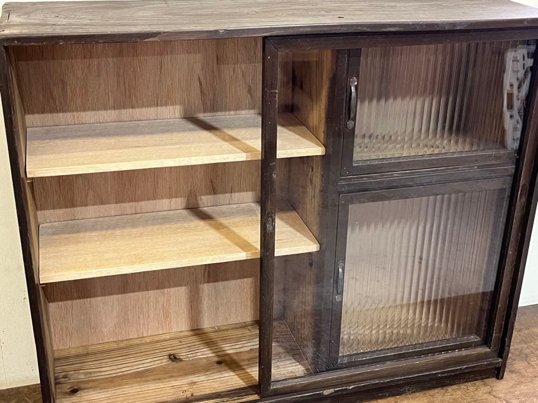 ☆*☆様 昭和レトロ 木製卓上水屋箪笥ガラス戸棚 モールガラス食器棚 茶棚