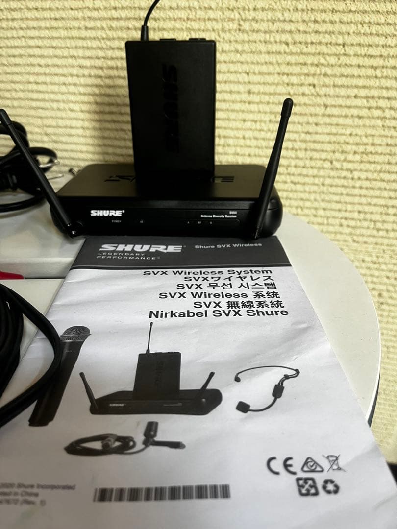 ヘッドホン SHURE SVX Wireless System