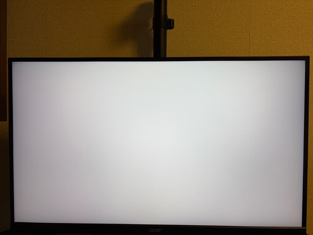 27インチ 4K 160Hz モニター Acer VG272KV3bmiipx