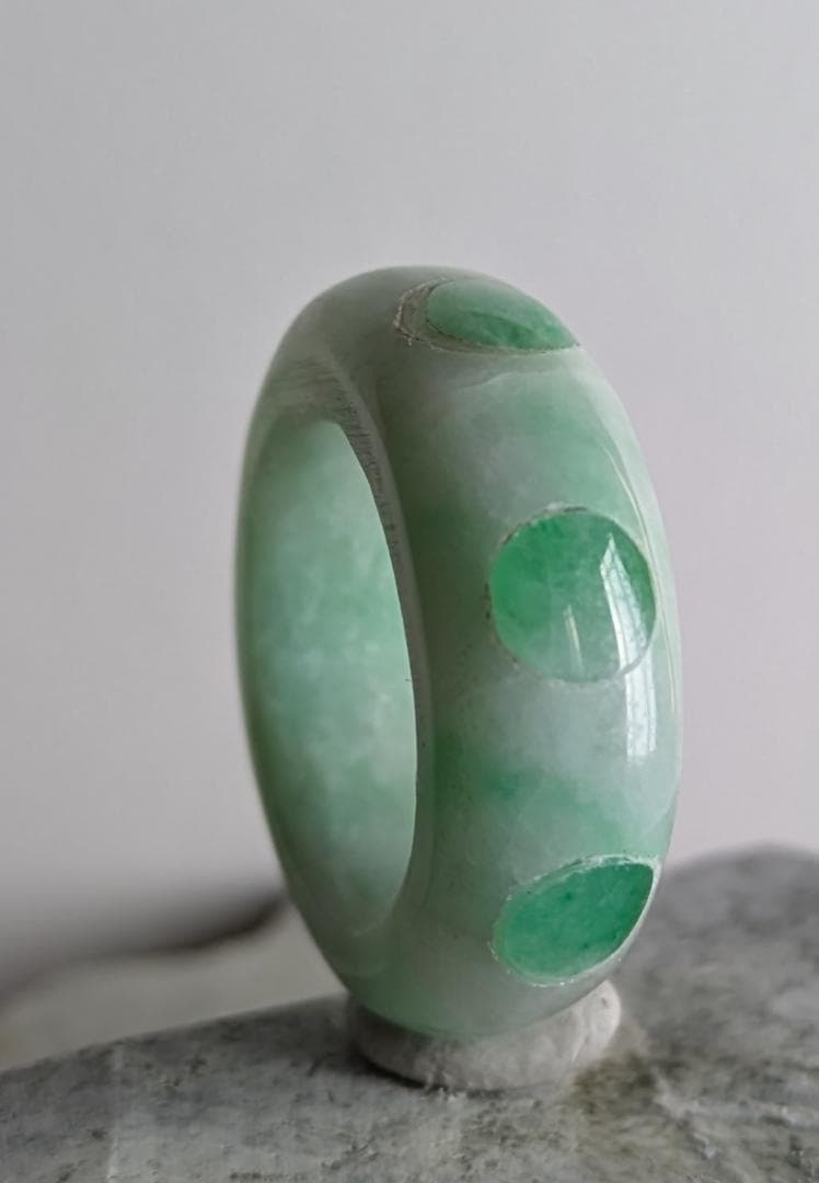 糸魚川翡翠 緑色10号〜15号 　リング指輪　勾玉
