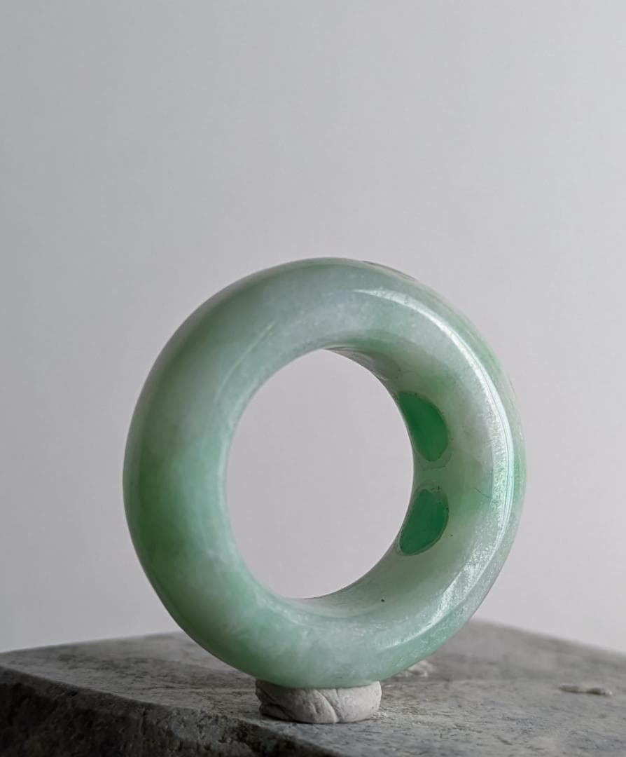 糸魚川翡翠 緑色10号〜15号 　リング指輪　勾玉