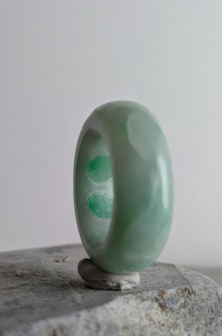 糸魚川翡翠 緑色10号〜15号 　リング指輪　勾玉